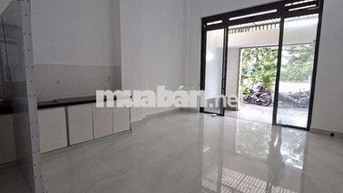 NHÀ 40M2 - MẶT TIỀN NGAY CÔNG VIÊN - GẦN FATIMA BÌNH TRIỆU