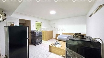 trống sẵn phòng Studio cửa sổ và 1 Phòng ngủ tách bếp ngay Q5