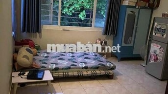 mình muốn tìm bạn nữ ở ghép vì mình ở một mình nên hơi buồn huhu