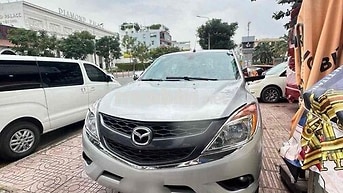 Bán xe bán tải Mazda BT50 nhập Thái giá 310tr