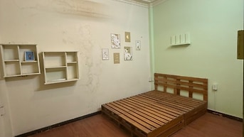 Cho thuê nhà 4 tầng hướng đông nam