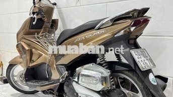 Honda Air Blade 125 Vàng đồng