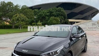 Kia K3 MT 2022 35000km Đen Số sàn