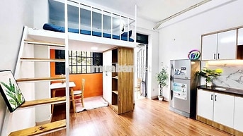 duplex Ngay Sư Vạn Hạnh Q10 sát Vạn Hạnh mall - ban công thoáng tầng 1