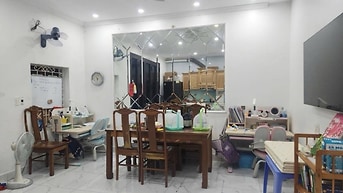 Hoàng Quốc Việt, 5 tầng, 40m2, phân lô, đường ô tô bàn cờ, ở luôn
