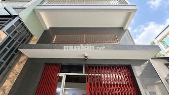 Cần Để Lại Căn nhà Tâm Huyết xưa giờ 30 năm Tại Quận 10 vì Kẹt Tiền