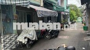 Bán gấp Nhà Chiến Lược BTân 37m2 2 Tầng hẻm xe hơi thông nhỉnh 2 tỷ