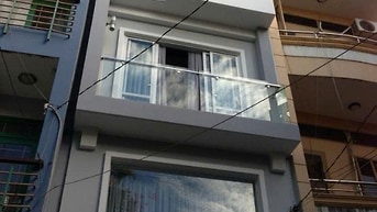 Bán nhà HXT 489 Huỳnh Văn Bánh, 5 tầng còn mới,45m2 giá chỉ còn 11 tỷ