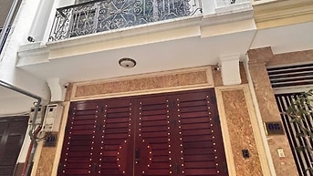Bán nhà phân lô báo Tiền phong 7 tầng thang máy, 2 oto ngủ trong nhà