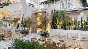 CHO THUÊ NHÀ TÚ XƯƠNG - P.6,QUẬN 3 DT:10X32M, 1 TRỆT TRỐNG SUỐT