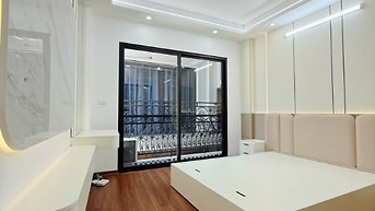 Giá 8,3 tỷ 6T Thang Máy Mới Phố Giáp Bát - Kim Đồng Full Nội Thất 