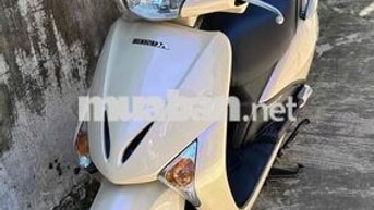 Honda Lead Vàng kem