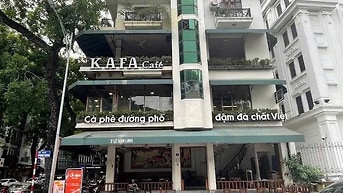 Sang nhượng quân cafe lô góc cực đẹo tại khu vực cầu giấy siêu hiếm 