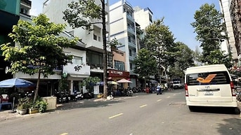 Cơ Hội Cho Khách Mua Đầu Tư gần Dự Án Chợ Gạo, Quận 1