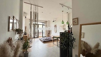 Studio Ban công - Full nội thất - Gần công viên Thỏ Trắng- Khu sầm uất