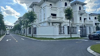 Siêu Hiếm! Chính Chủ Bán BT Đơn Lập Vườn Cam, Góc 290m2 View Công Viên