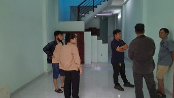 Cho nhà riêng khu Phan Xích Long, 2p ngủ, nội thất giá 14tr/tháng