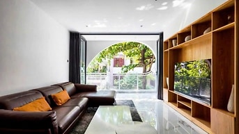Cho thuê nhà MTKD Nguyễn Hậu, 7 tầng có hầm và thang máy, Giá 35 triệu