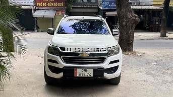 Chevrolet Colorado Trắng 5 chỗ Thái Lan