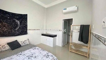 Studio cửa sổ trời/ cửa sổ hành lang 3tr450 máy lạnh+ tủ