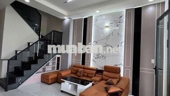 Cho thuê nhà nguyên căn mới xây full nội thất gần chợ Hưng Long
