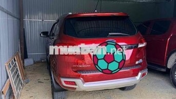 Ford Everest 2020 2 cầu màu Đỏ