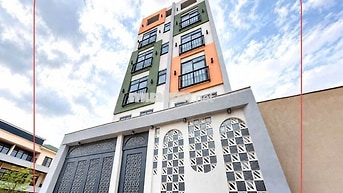 Bán tòa nhà mới xây dựng 100%, 38p, doanh thu 235tr/tháng, Quận BT