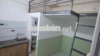 Phòng nằm ngay Đại Học Văn Hiến nằn ngay trung tâm Tân Phú