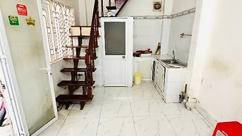 Bán nhà 360/6 Nguyễn Thị Minh Khai, phường 5, quận 3, Dt: 5x3m