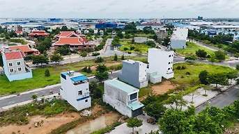 Chủ ngộp cần ra gấp lô 100m2 đối diện trực tiếp nhà hàng Nhật Bản