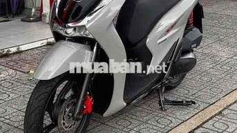 Honda SH 160i ABS Xám đen 2000 km