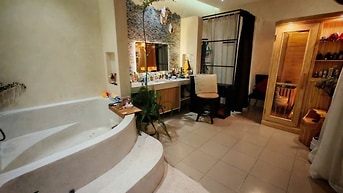 bán nhà(HOMESTAY GẦN BIỂN) 84m2-3Tầng-3PN-hẽm 2/4-bắc nha trang-5 tỷ 4