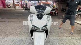 SH 150cc 2021 Trắng bs 60-B2-77979 ký uỷ quyền