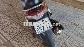 Yamaha Luvias 2011 màu Đỏ