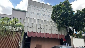 Cho thuê nhà Quận 1, mt Đặng Dung, 550m2 Sàn, 4 tầng, 120 Triệu/Tháng
