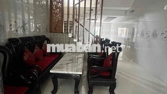 CHO THUÊ NHÀ KIỆT NGUYỄN PHAN VINH MỚI ĐẸP 3 TẦNG