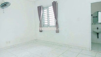 phòng sạch đẹp cho thuê 2tr/ tháng