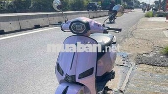 Vespa 50 cc 2023 Đi ít Chính Chủ