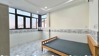 STU Máy Lạnh Ngay Emart Phan Huy Ích 4🍠 Full Cửa Sổ Trời View Kính