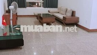 Cho thuê căn hộ Giai Việt Q.8 150m2 3PN giá tốt 