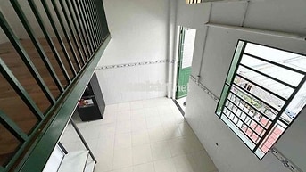 Phòng 2tr4-3tr9 cửa sổ -ban công k nthat- Full nthat