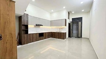Cho thuê nhà đẹp đường Bình Lợi. Diện tích 5x22m. Giá 25tr/tháng