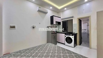 Studio cửa sổ giếng trời full nội thất ngay gần cầu chữ Y, dễ qua q1,5