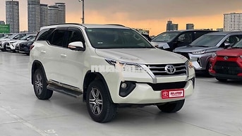 Toyota Fortuner 2017 2.4G MT Trắng 132.000km