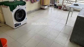 Phòng ban công 3tr8 bao điện nước wifi máy giặt