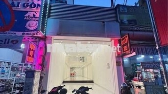 MẶT TIỀN QUẬN 10 - NGANG 4M DÀI 20M - 75 THÀNH THÁI , P 14, QUẬN 10
