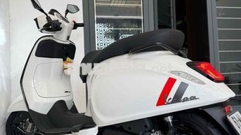 Vespa Sprint 150 Trắng 236 km