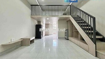 DUPLEX FULL NỘI THẤT, BAN CÔNG RỘNG THOÁNG MÁT NGAY TRUNG TÂM QUẬN 7