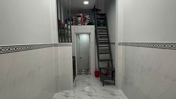 Chỉ 1 tỷ 750 mà có nhà 3 tầng Quận 11 ở ngay