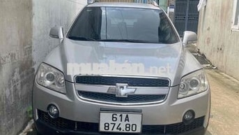 Chevrolet Captiva 7 chỗ Số sàn Bạc